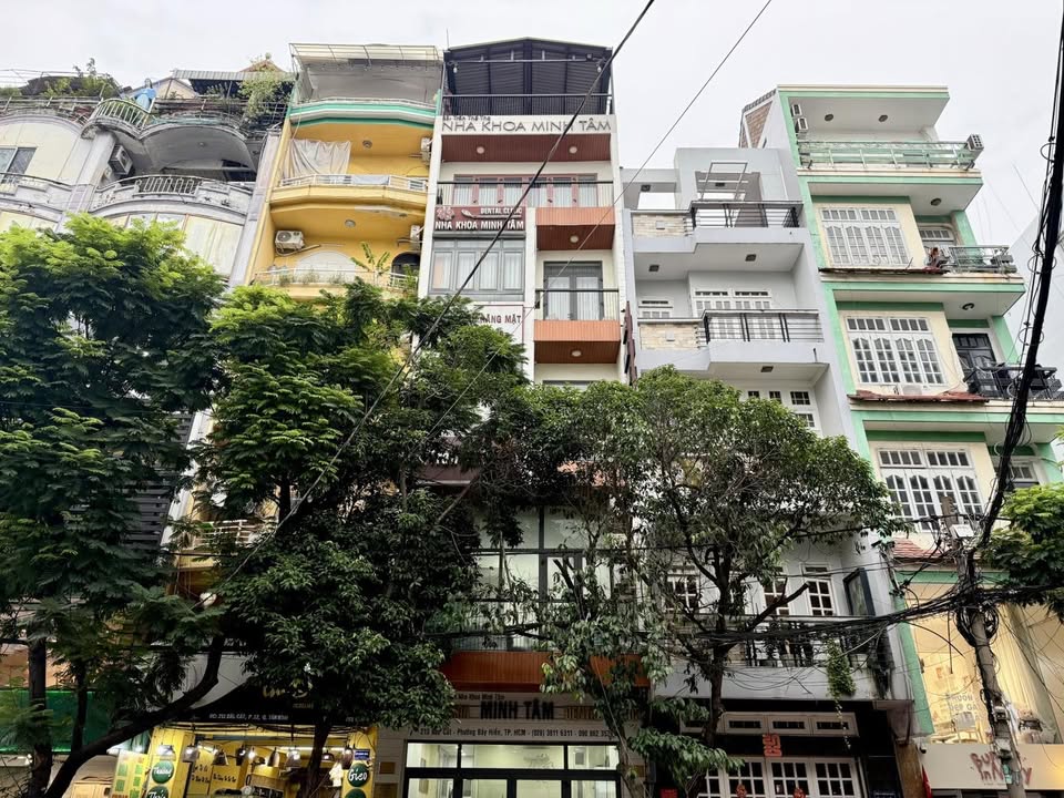 Bán gấp FrontHouse mặt tiền Bàu Cát, Tân Bình, 119m² giá 23.5 tỷ - Cơ hội đầu tư tuyệt vời!