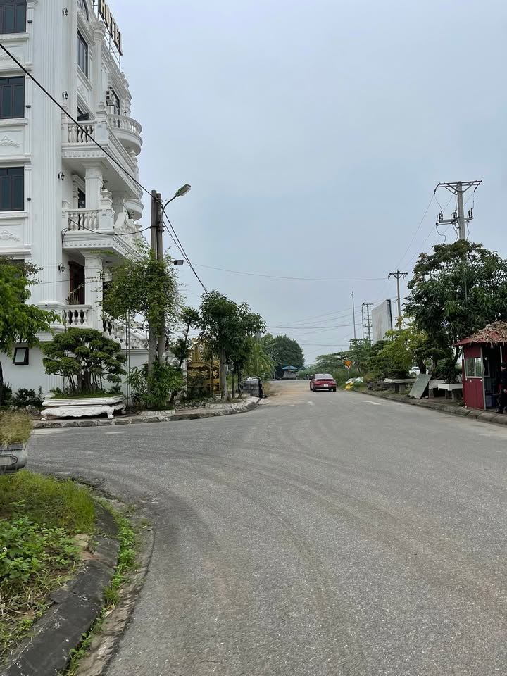 Đất nền Phố Hiến Hưng Yên 100m² giá thỏa thuận - Vị trí đẹp, tiện ích đầy đủ!