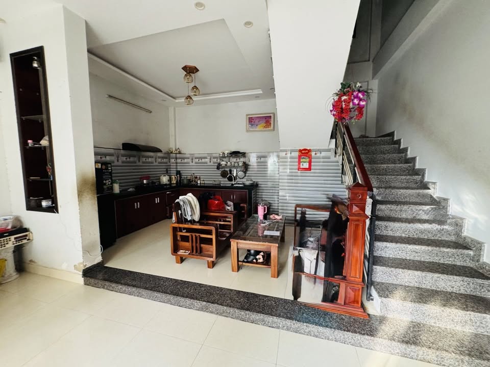 Nhà 3 tầng Khuê Mỹ - Ngũ Hành Sơn 50m² giá 4 tỷ - Đầu tư sinh lời tốt!