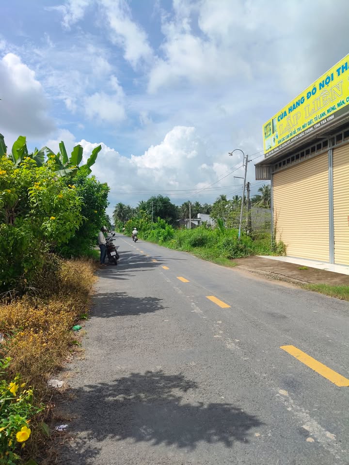 Mặt bằng kinh doanh tại đường Hương Lộ 14, Trà Vinh 400m² - Chính chủ bán gấp!