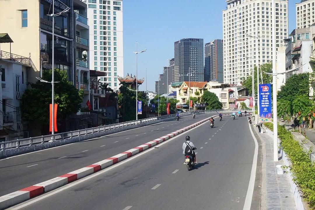 Đất nền đường Âu Cơ, Tây Hồ 155m² giá 21.51 tỷ - Mặt tiền 6m, hướng đẹp!