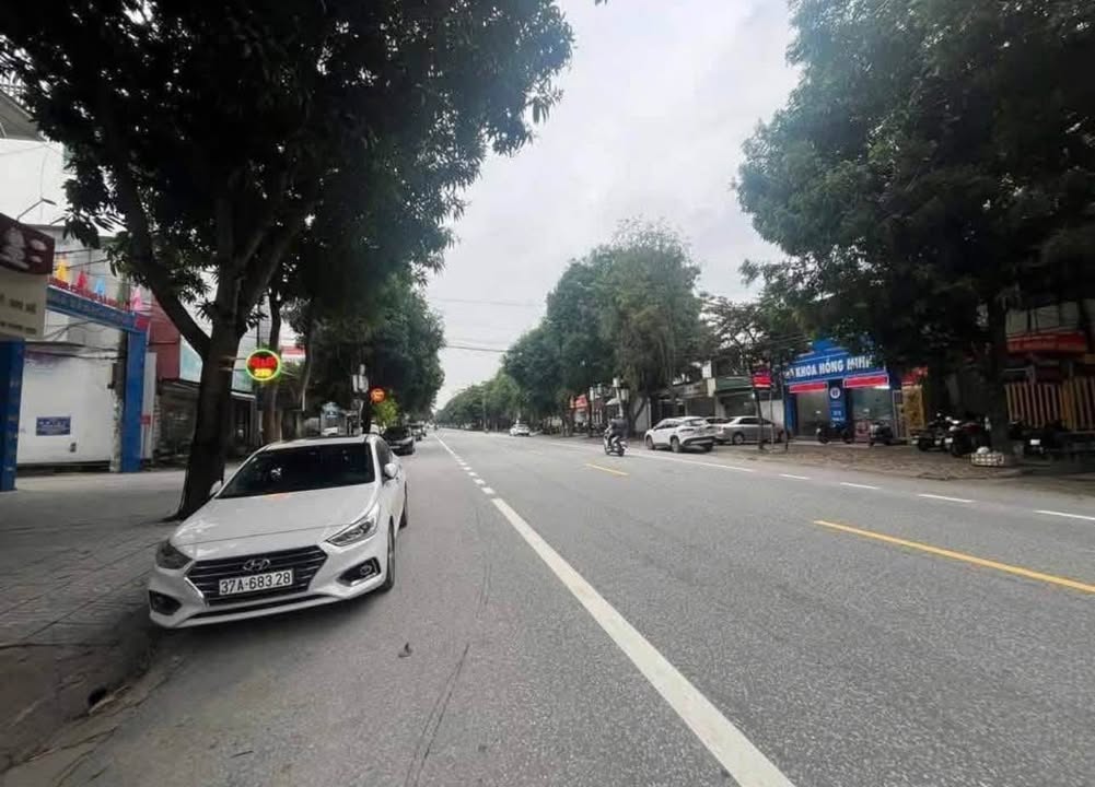 Nhà mặt đường Hà Huy Tập, Vinh Phú, 65m² giá 9 tỷ - Kinh doanh tuyệt vời!