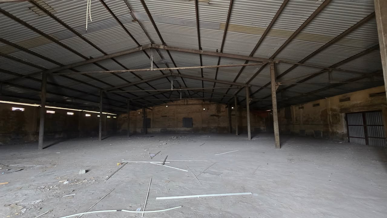 Cho thuê mặt bằng thể thao Vĩnh Tuy 5000m² giá từ 95.000đ/m² - Cơ hội hiếm có!