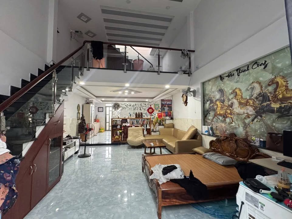 Nhà phố Bà Điểm Hóc Môn 80m² giá 4.5 tỷ - Mặt tiền đường nhựa 7m thuận tiện kinh doanh!