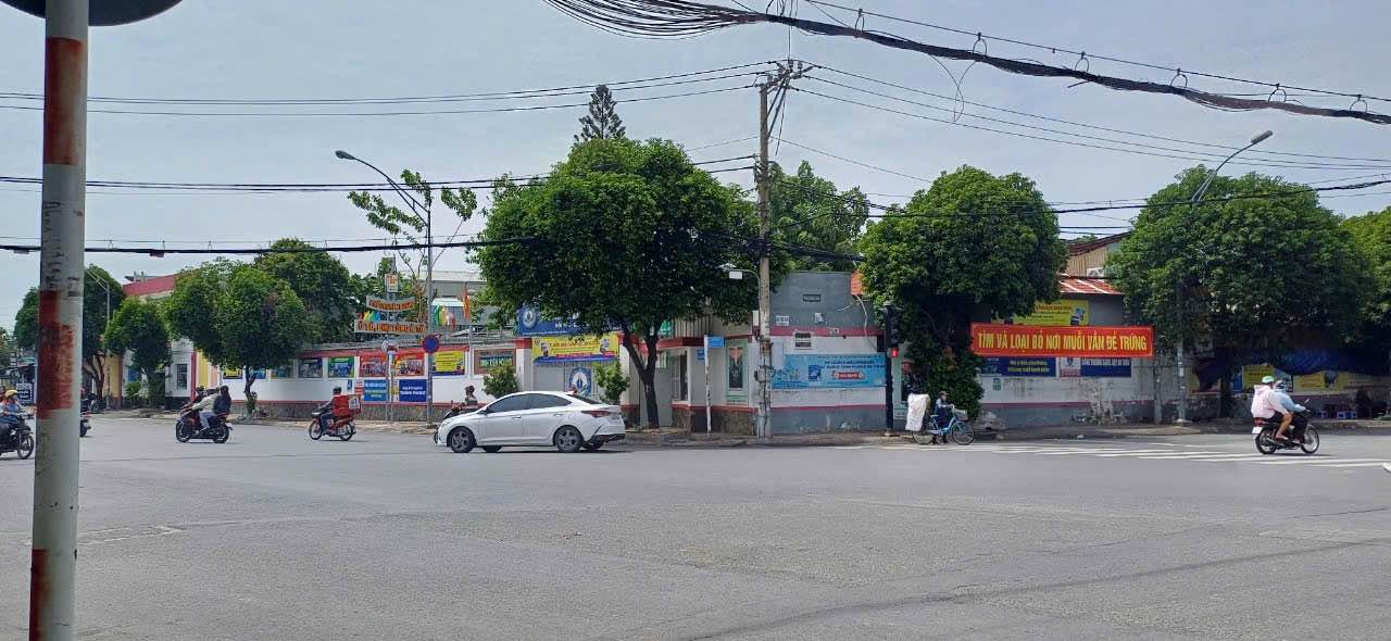 Đất nền góc 2 mặt tiền Chế Lan Viên, Tân Phú 4000m² giá 210 tỷ - Đầu tư sinh lời ngay!