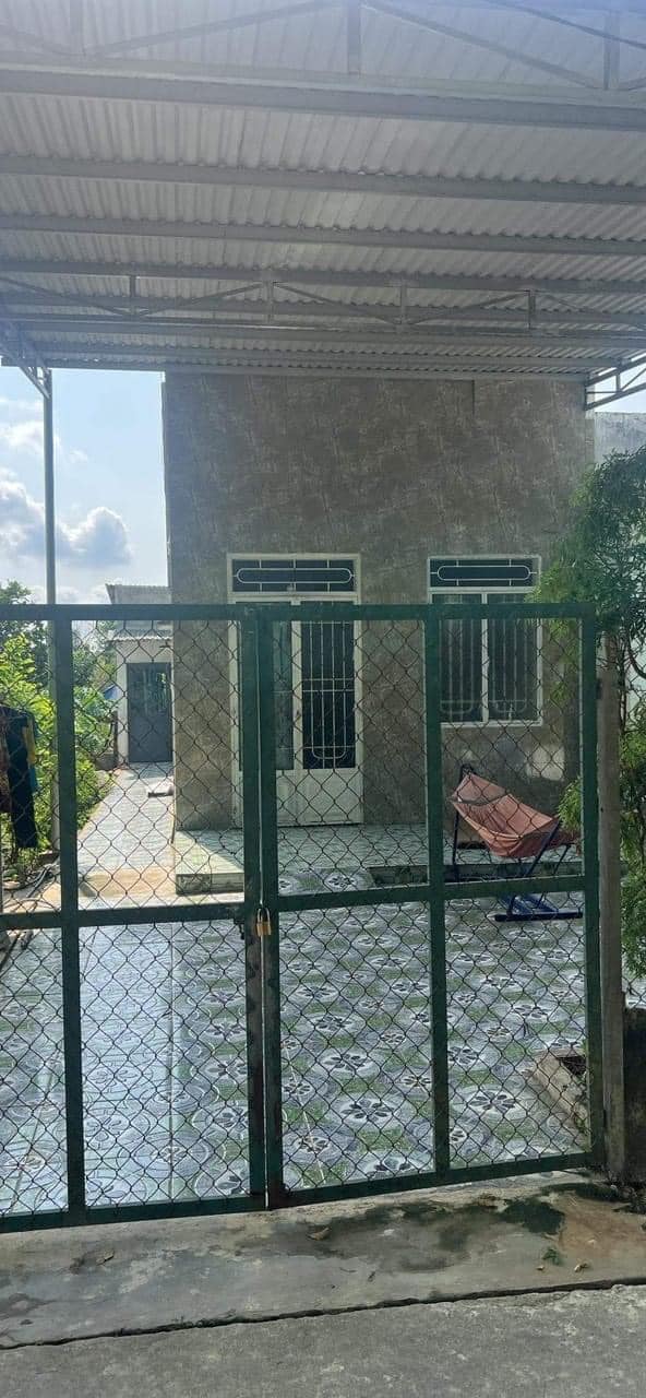 Nhà phố Chơn Thành Bình Phước 300m² giá 910 triệu - Sổ hồng chính chủ