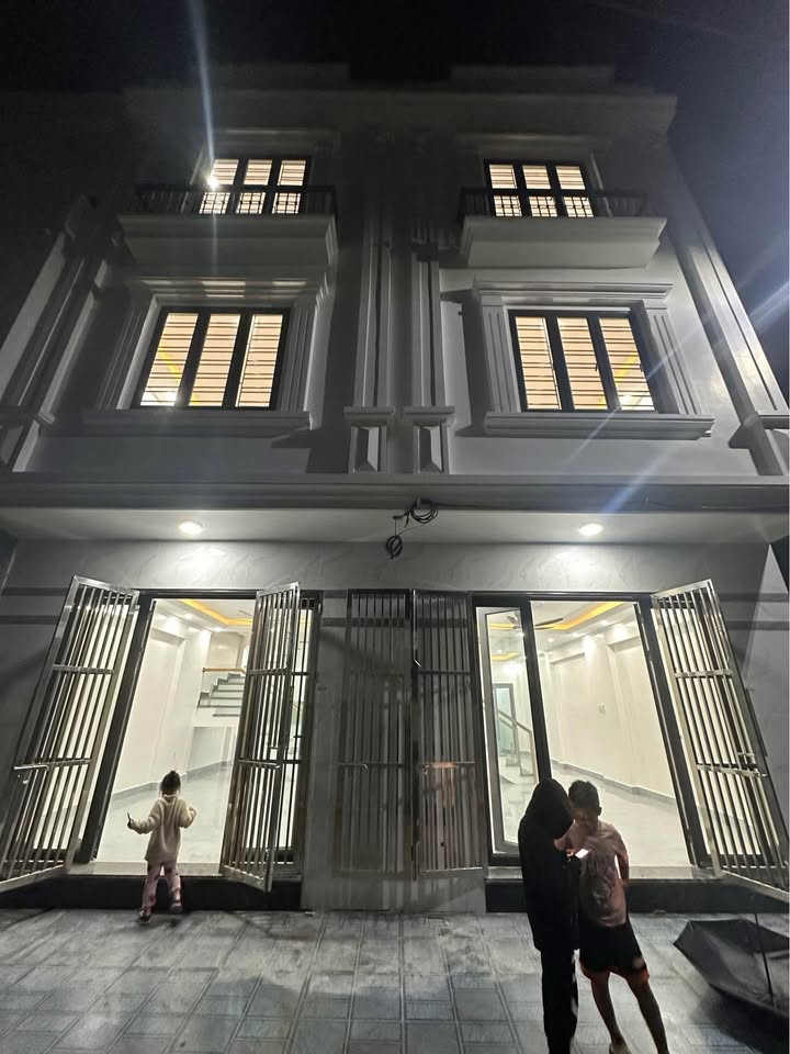 Nhà 3 tầng Nguyễn Lương Bằng, Văn Đẩu, Hải Phòng 53m² - Ô tô đỗ cửa, giá 2 tỷ