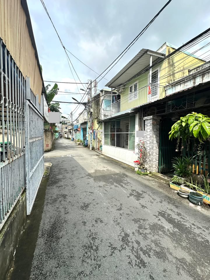 Nhà cấp 4 Quận 9 61m² giá 4.65 tỷ - Đầu tư sinh lời ngay lập tức!