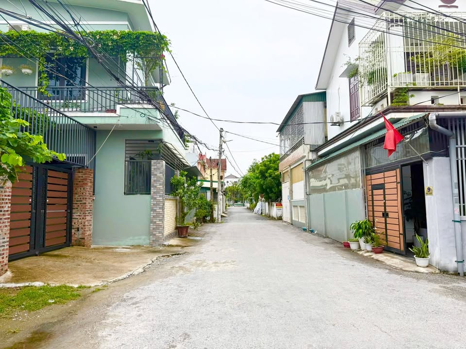 Đất Hưng Lộc Vinh 105m² giá 3 tỷ - Đường nhựa rộng, vị trí đẹp!