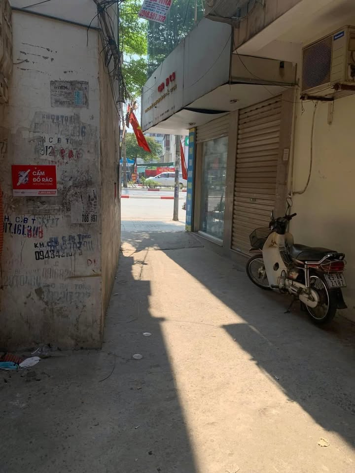 Nhà cho thuê phố Tây Sơn, Đống Đa 30m² - Thiết kế 5 tầng tiện nghi