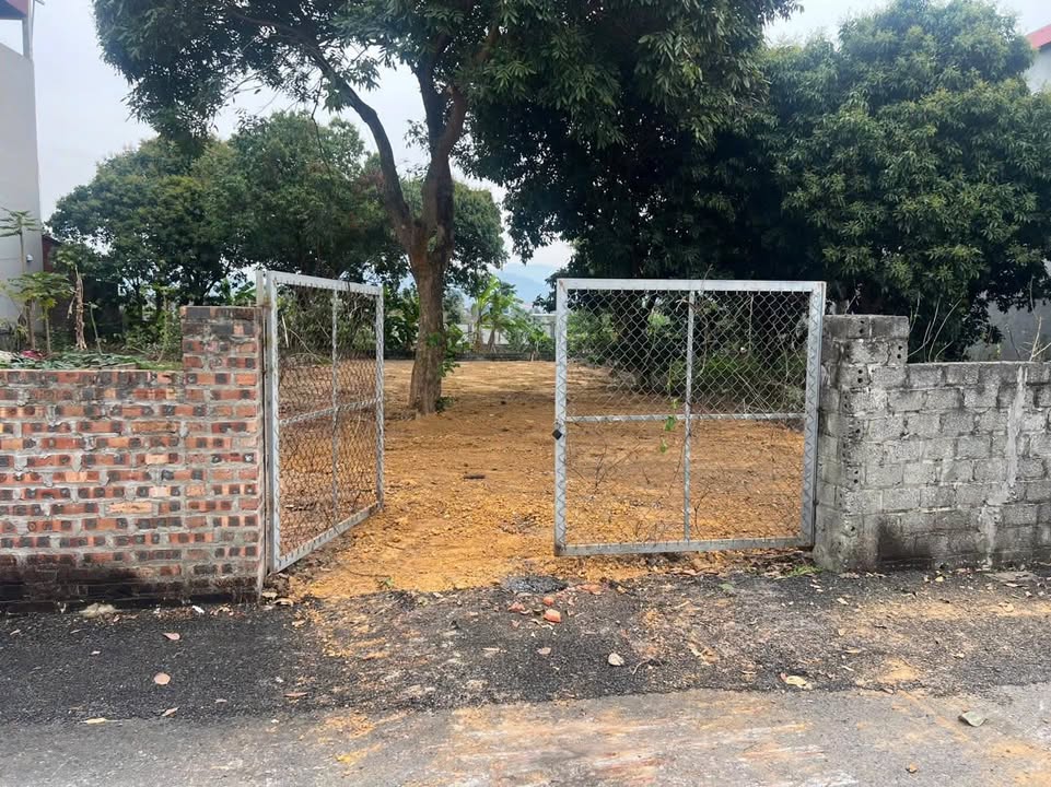 Đất thổ cư Ngọc Thanh Phúc Yên 275m² giá 3 tỷ - Mặt tiền 9m61, gần hồ Đại Lải!