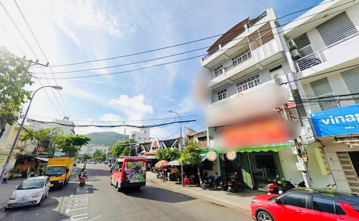 Bán nhà 4 tầng mặt tiền Tôn Thất Tùng, Nha Trang 42m² giá 9.5 tỷ - Đầu tư sinh lời ngay!