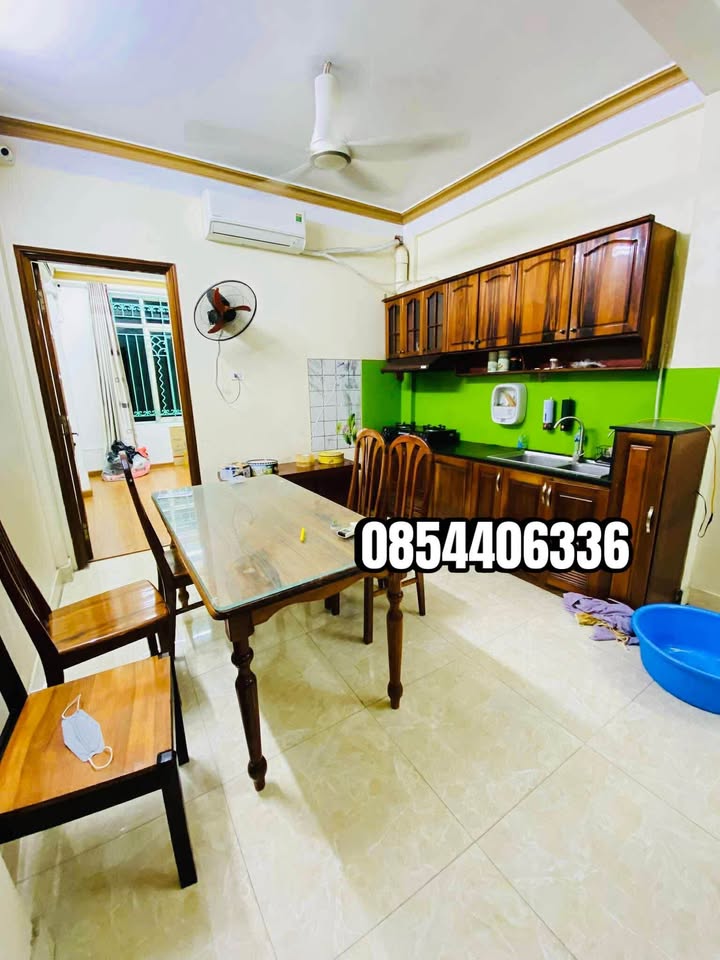 Nhà nguyên căn 35m² ngõ 318 La Thành, Đống Đa - Thuận tiện, đầy đủ nội thất chỉ 12 triệu!