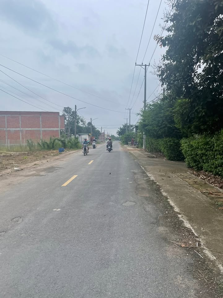 Đất nền mặt tiền Phan Đăng Lưu Long Điền 121m² giá 1.6 tỷ - Cơ hội đầu tư tuyệt vời!