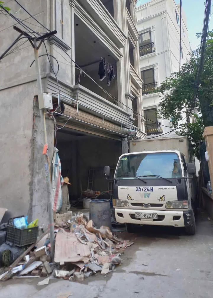 Shophouse La Khê Hà Đông 50m² giá 110 tỷ - Ô tô đỗ cửa, thang máy chạy ầm ầm!