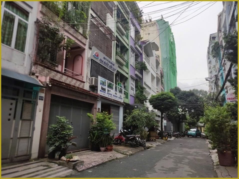 Nhà cho thuê nguyên căn đường Sư Vạn Hạnh, Q10, 56m² - Thiết kế hiện đại, vị trí vàng!