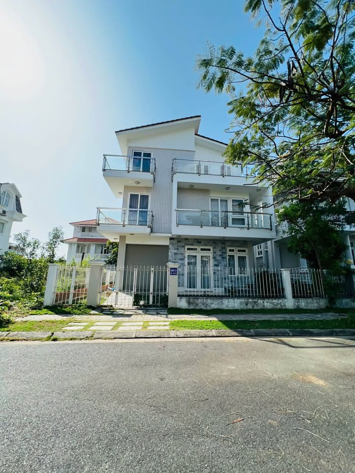 Biệt thự An Viên Nha Trang 4 phòng ngủ giá 30 triệu - Full nội thất sang trọng!