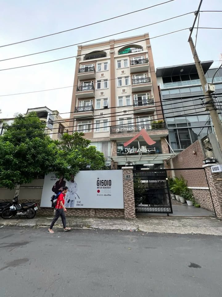 Nhà mặt tiền 42 Đặng Dung, Quận 1 - Diện tích 350m², Sổ hồng chính chủ, Thích hợp ở và làm văn phòng