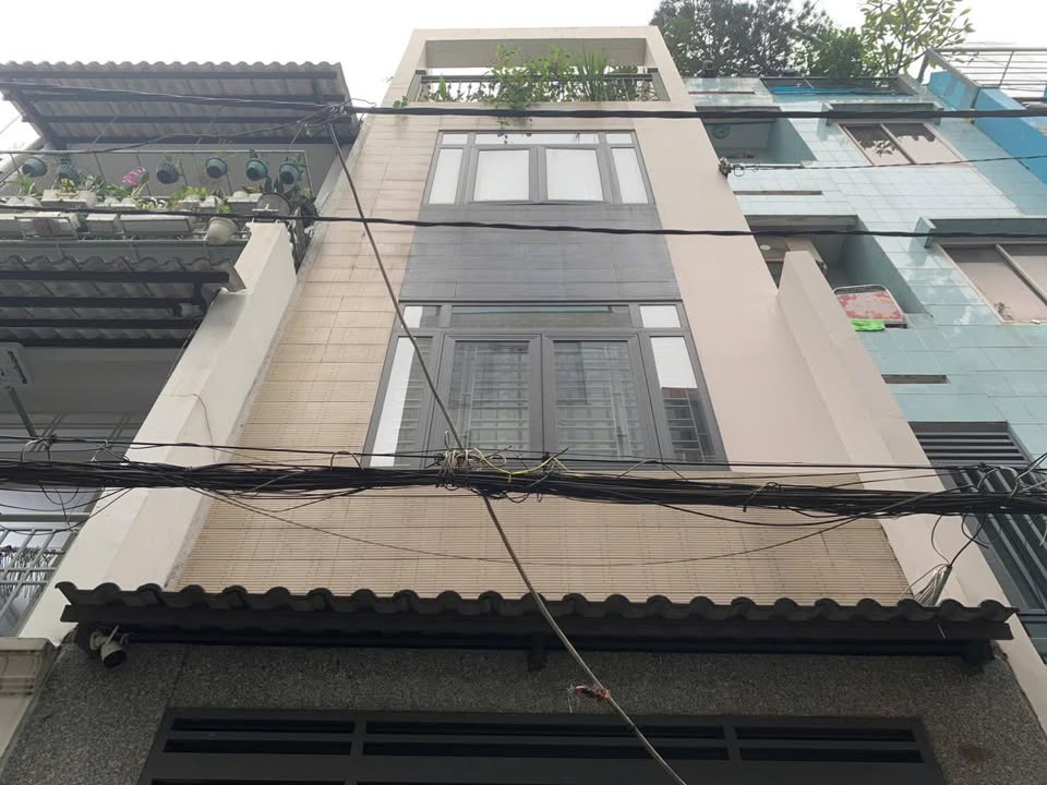 Nhà 4 tầng hẻm Cao Thắng, Quận 10, 26m² giá 6.7 tỷ - Đầu tư sinh lời cao!