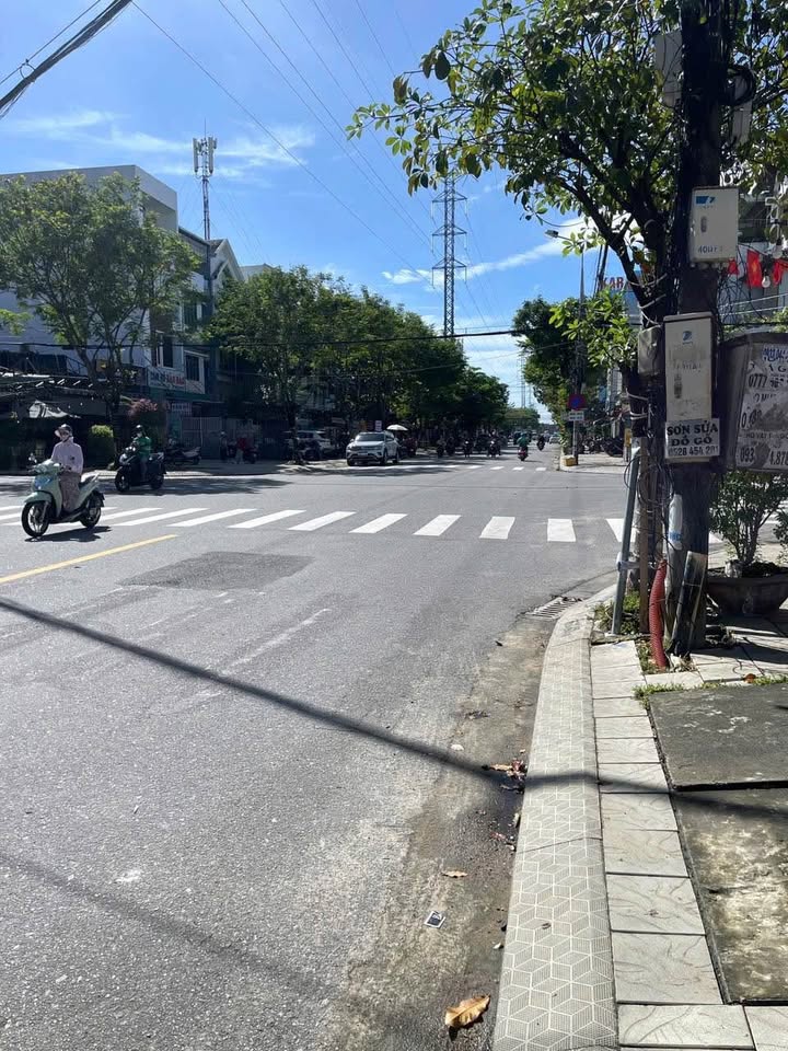 Nhà 3 tầng cho thuê đường Lê Thanh Nghị, Đà Nẵng - Thích hợp kinh doanh, giá 25 triệu/tháng!