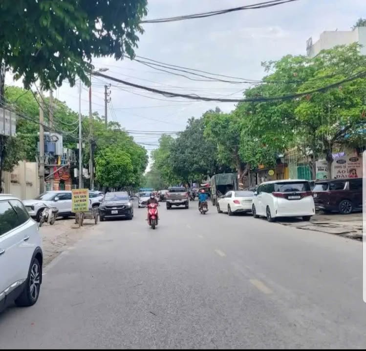 Nhà 2 tầng tại Trường Thi, Thanh Hóa 70m² giá 3 tỷ - Mặt tiền đẹp, giao thông thuận lợi!