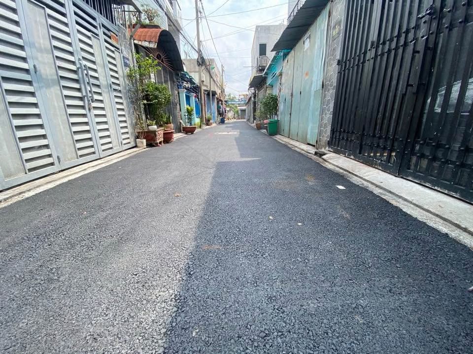 Đất Tặng Nhà Cấp 4 Tại Tân Chánh Hiệp, Quận 12 - Chỉ 4 tỷ VND!