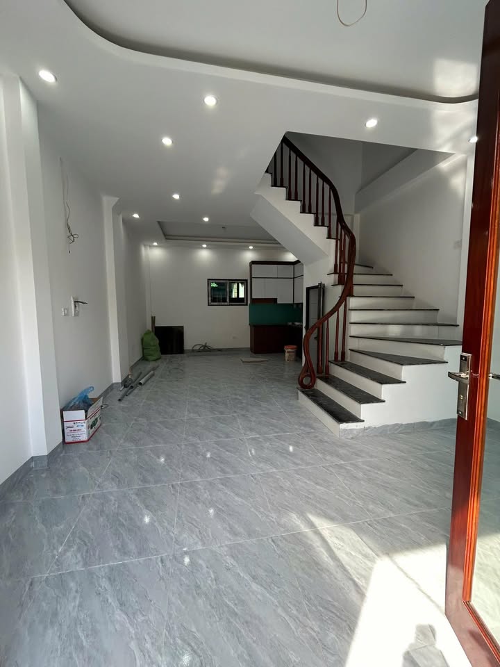 Nhà riêng Vân Côn, Hoài Đức 40m² giá 3 tỷ - Đường ô tô tránh, gần trường học!