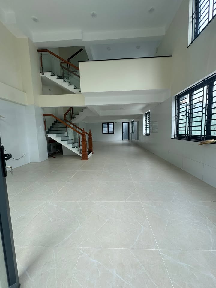 Cho thuê nhà mới xây góc 2 mặt tiền Đặng Thùy Trâm, Bình Thạnh 120m² - Thiết kế hiện đại, phù hợp làm văn phòng!