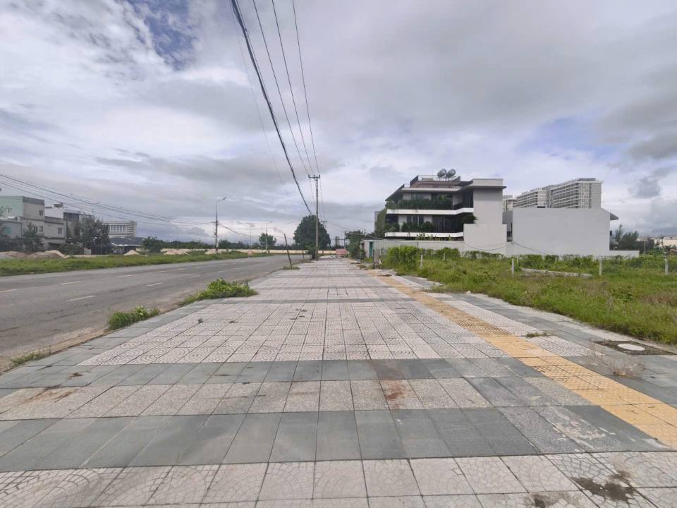 Đất nền Nguyễn Khắc Viện, Ngũ Hành Sơn, Đà Nẵng 157.5m² giá 21 tỷ - Vị trí kinh doanh sầm uất!