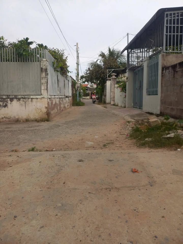 Đất 100m² thổ cư, đường Trần Hưng Đạo, Phan Thiết, giá 2 tỷ - Cơ hội đầu tư tuyệt vời!