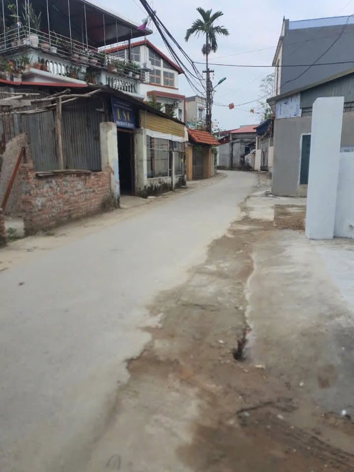 Nhà cấp 4 Khai Quang Vĩnh Yên 93m² giá 2 tỷ - Lô góc 3 mặt tiền hiếm!