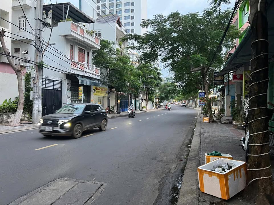 Bán nhà mặt đường Dương Hiến Quyền, Vĩnh Hoà, 194.1m² - Cơ hội đầu tư tuyệt vời!