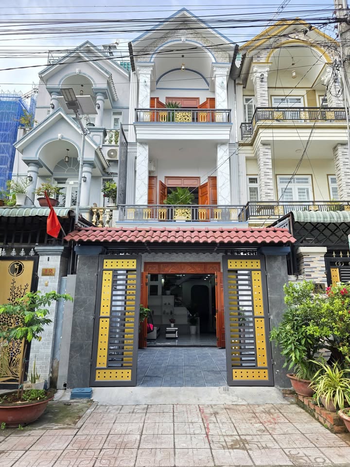 Nhà 1 trệt 2 lầu tại Tân Đông Hiệp, Dĩ An 89.4m² giá 6.2 tỷ - Sổ hồng riêng, hỗ trợ ngân hàng!