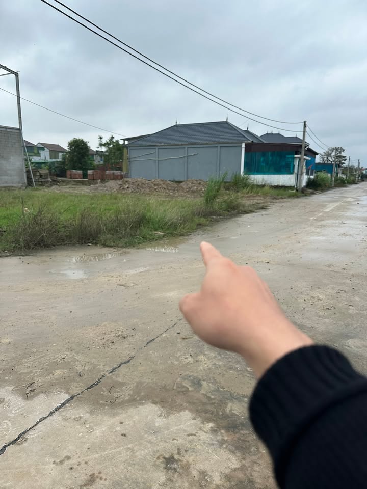 Đất nền Hưng Đạo, Hưng Nguyên 100m² giá 2.6 tỷ - Đường 9m, vị trí đắc địa!