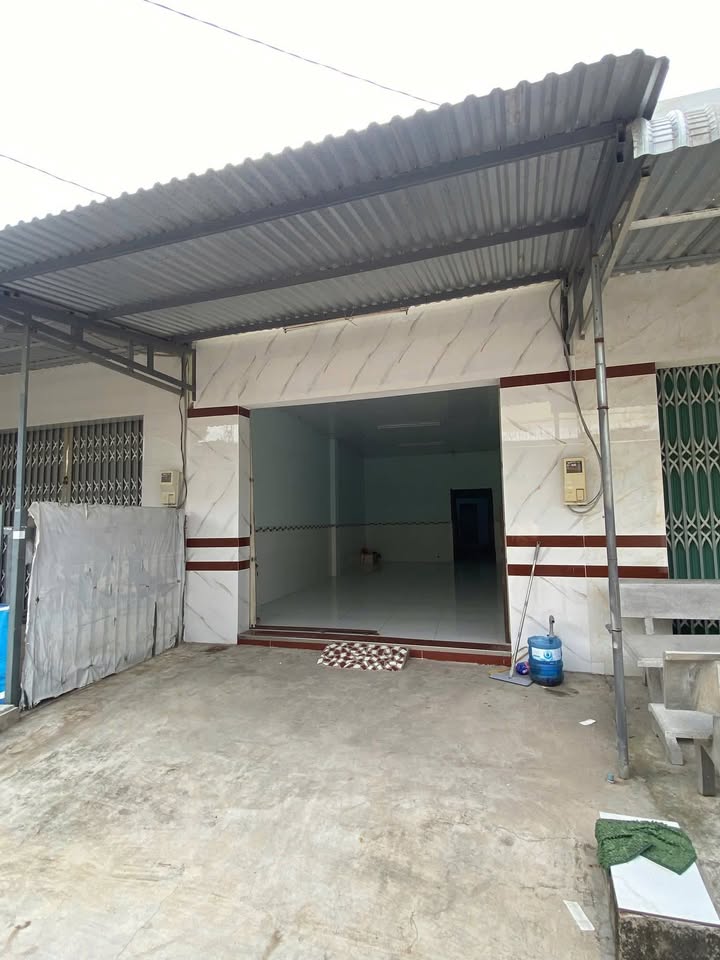 Nhà cho thuê hẻm Trần Quý Cáp, An Bình, 92m² - Giá chỉ 3.5 triệu/tháng