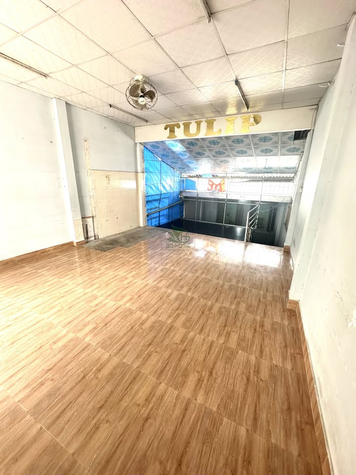 Nhà cho thuê mặt tiền đường Thích Quảng Đức, Nha Trang 100m² giá 11 triệu - Kinh doanh thuận lợi!