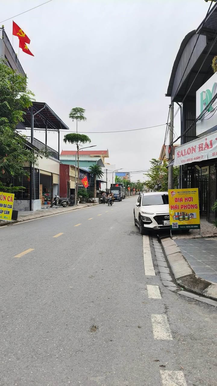 Đất mặt đường Hoàng Mai, Đồng Thái, An Dương 136m² giá 4 tỷ - Cơ hội đầu tư hấp dẫn!