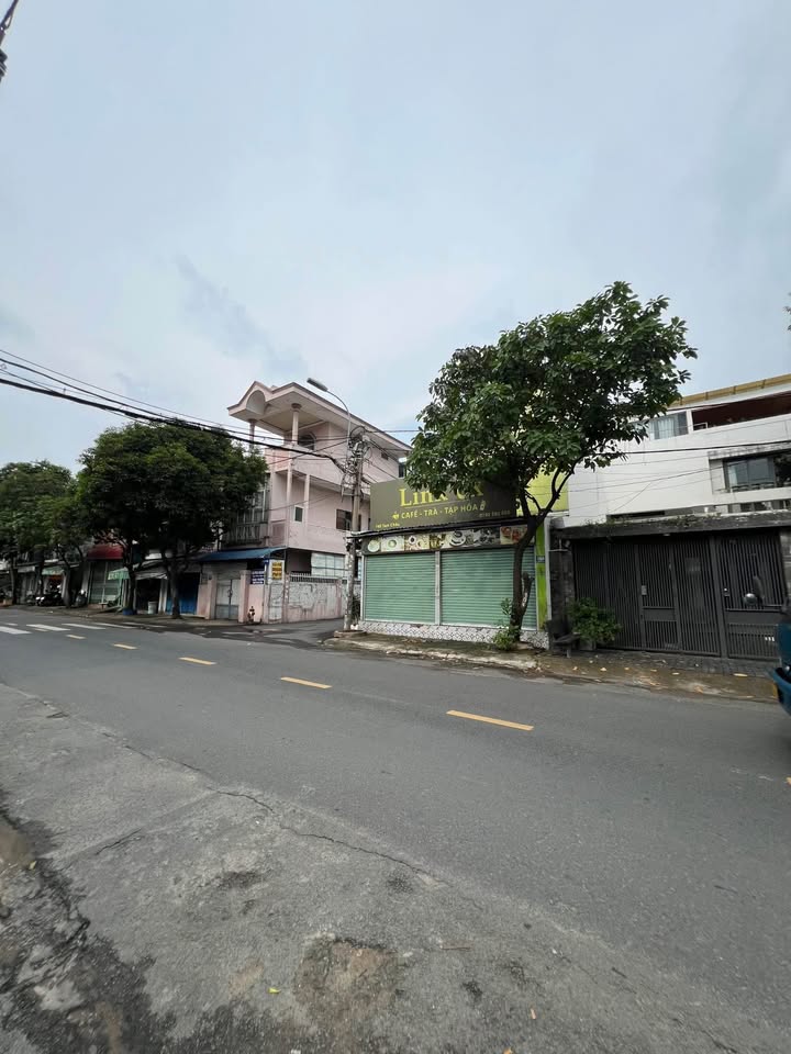 Đất nền Thủ Đức 93m² giá 5.3 tỷ - Hẻm xe hơi, vị trí đẹp!