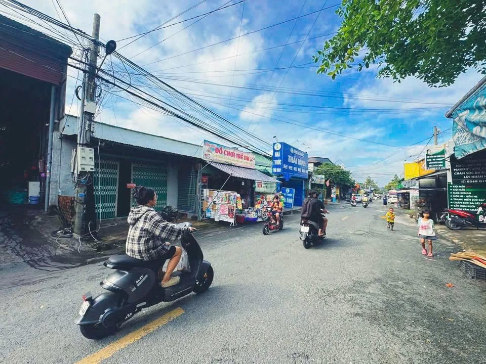 Nhà mặt tiền Chợ Trại Bò, Biên Hòa 50m² chỉ 8 triệu - Kinh doanh thuận lợi!