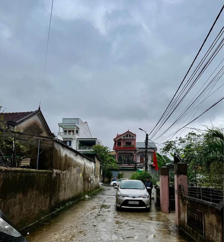 Đất kèm nhà tại ngõ Nguyễn Trường Tộ, Vinh 218.6m² giá 6.8 tỷ - Tiềm năng đầu tư cao!