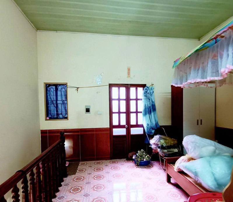 Bán gấp nhà 2 tầng tổ 16 thị trấn Đông Anh, 55m² chỉ 4.25 tỷ - Sổ đỏ chính chủ!