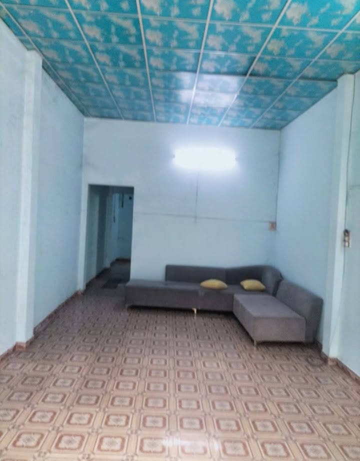 Nhà nguyên căn đường số 4 Bình Hưng Hòa B 64m² - Thích hợp làm kho chứa hàng