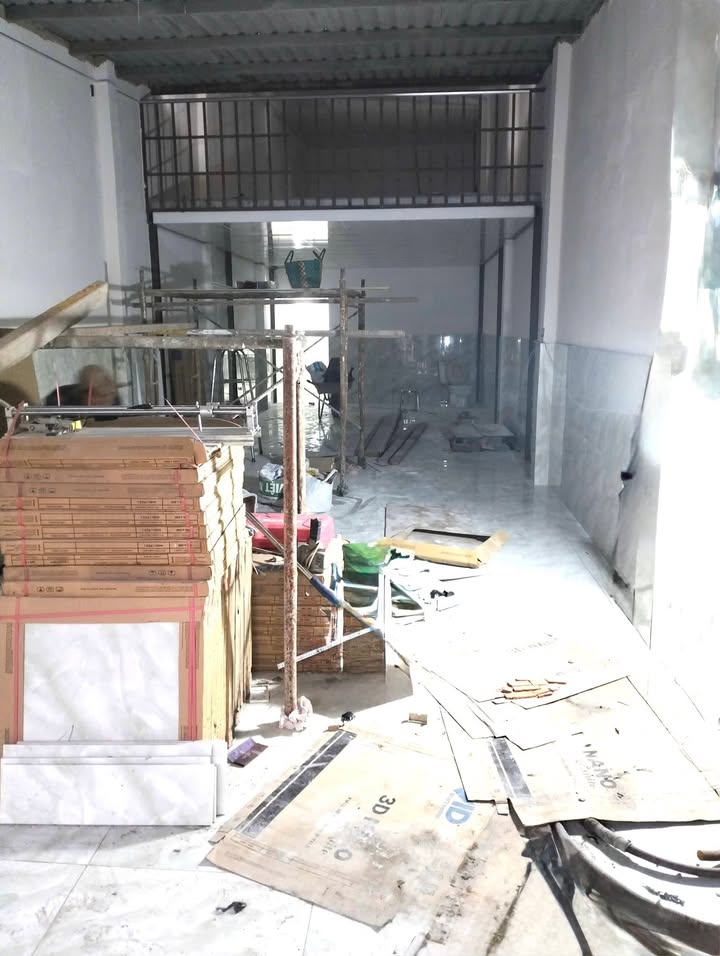 Nhà mặt tiền đường Liên Khu 2-10, quận Bình Tân 80m² chỉ 9 triệu/tháng - Phù hợp kinh doanh đa dạng!