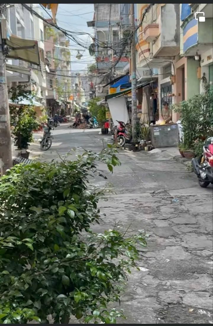 Nhà cho thuê hẻm xe hơi Hàn Hải Nguyên 38m² giá 15 triệu - Không gian sống thoáng đãng!