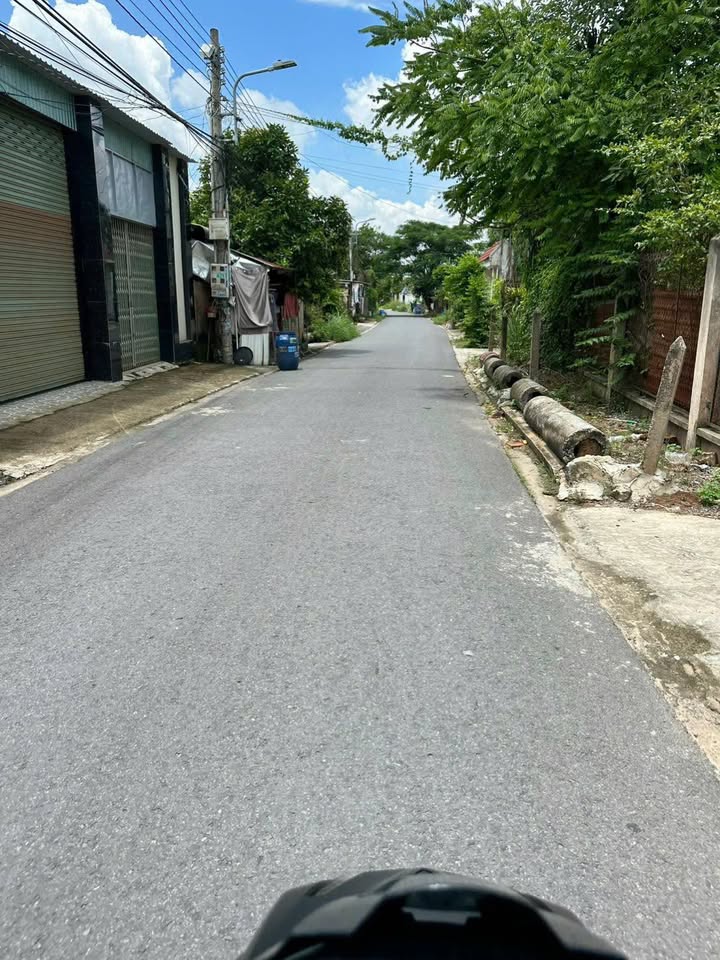 Đất thổ cư Bến Cát 318m² giá 2.2 tỷ - Thích hợp xây biệt thự nhà vườn!