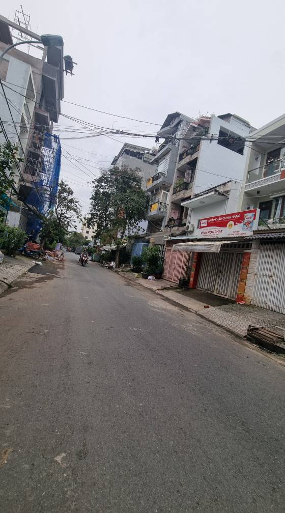 Nhà nguyên căn 4 tầng đường số Tân Quy Q7 - Cho thuê 35 triệu/tháng