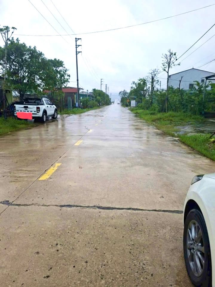 Đất mặt đường Nguyễn Xí, phường Hà Huy Tập, 450m² giá 5 tỷ - Cơ hội đầu tư hấp dẫn!