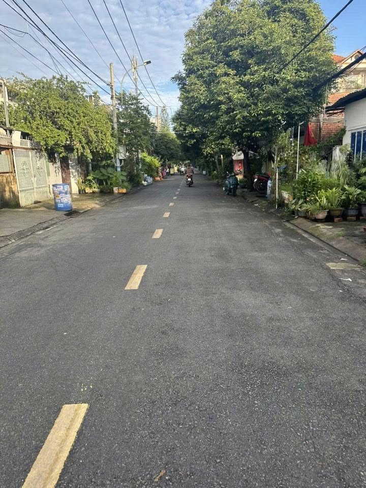 FrontHouse 102m² đường 11, Bình Chiểu, Thủ Đức - Giá chỉ 6,2 tỷ TL