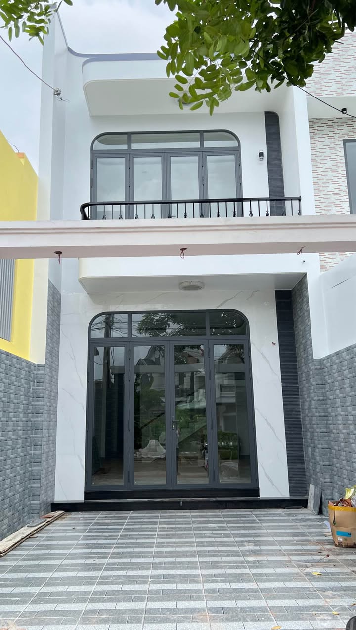 Nhà Phạm Thị Đồng Cà Mau 120m² giá thỏa thuận - Nhà mới hoàn thiện, tiện nghi đầy đủ!