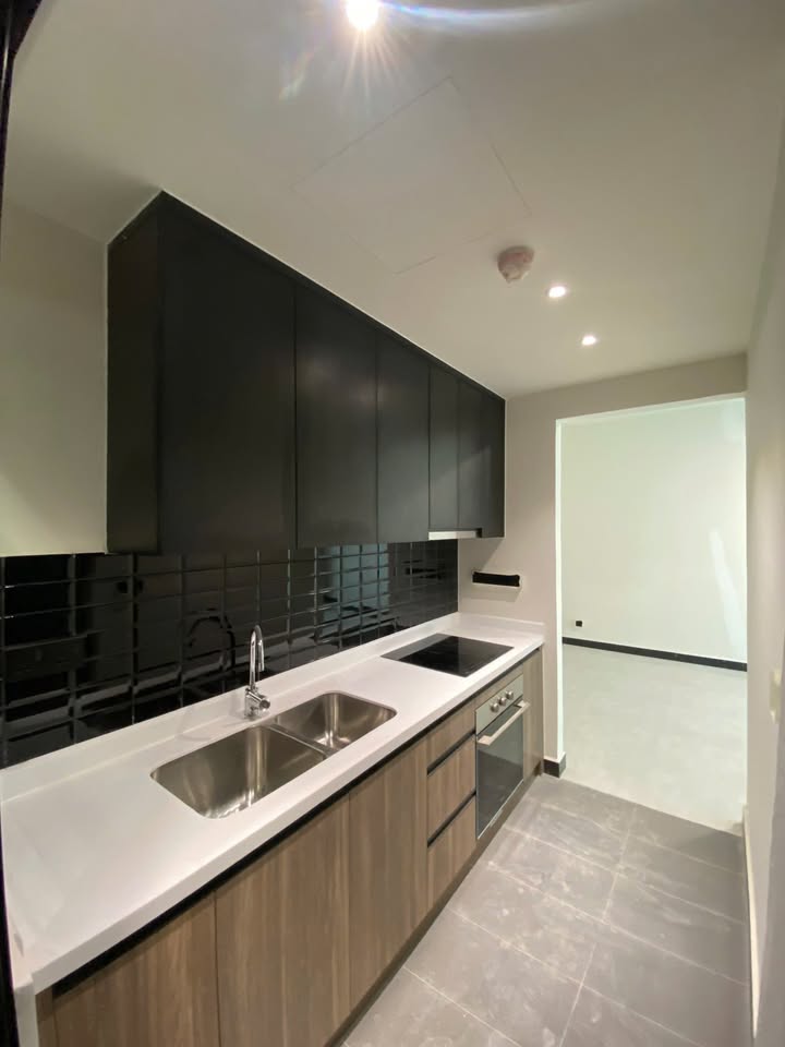 Căn hộ Delasol Quận 4 72m² giá 8.1 tỷ - Nội thất cơ bản sẵn sàng ở ngay!